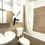 아파트 Urban Flats *
