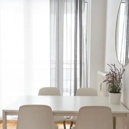 Urban Flats Apartament